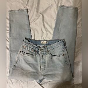 Madewell Mid Rise Light Wash straight Jeans